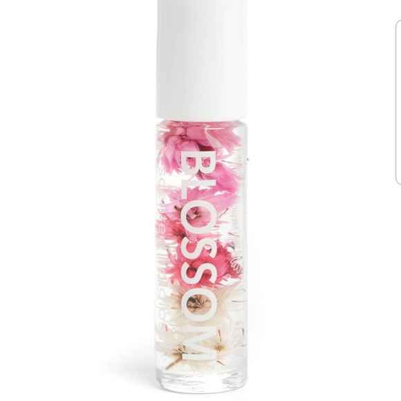 STRAWBERRY Blossom Scented Lip Gloss NWT - Picture 3 of 7